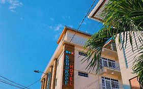 Voyager Sun & Reef Hotel
